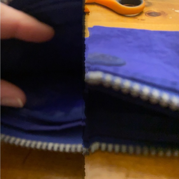 Royal blue nylon Kipling wallet. EUC. No monkey keychain. No wristlet strap. - Picture 6 of 6